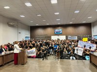 Audiência pública debate redução da carga horária dos auxiliares de docência