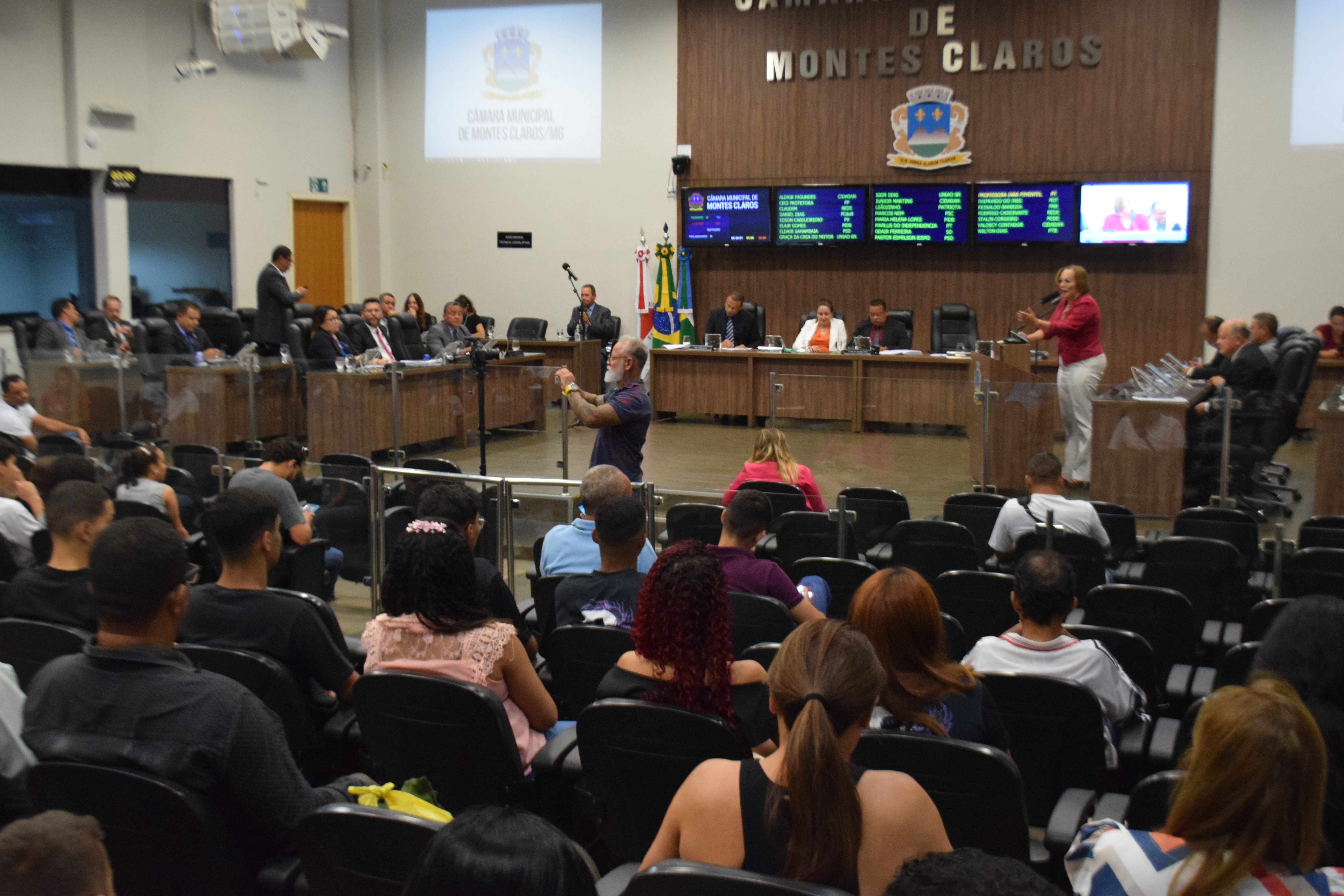 Câmara cobra medidas emergenciais de combate ao aumento do calor