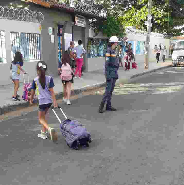 Câmara destaca construção de Cemeis no Município   