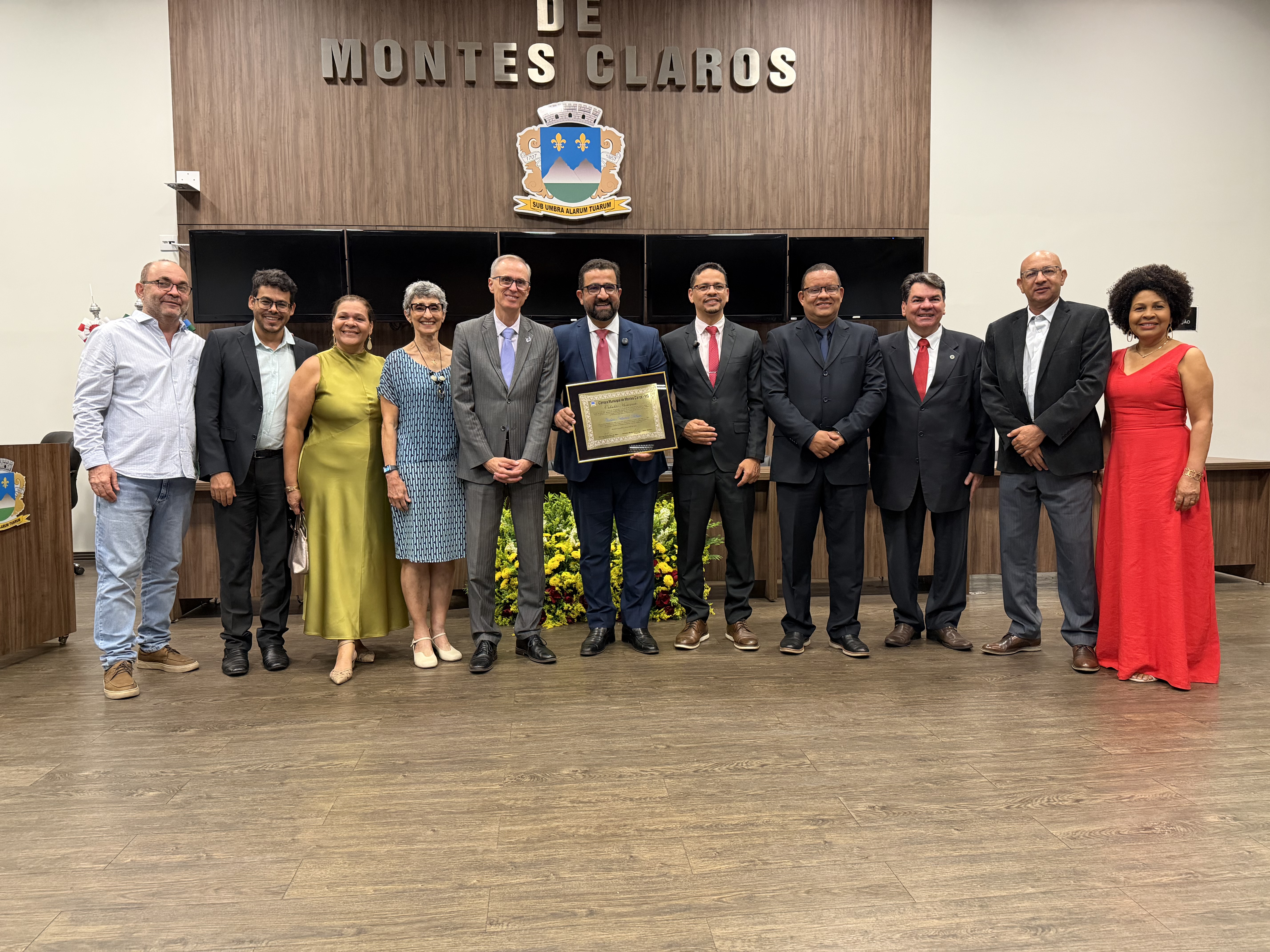 Legislativo homenageia Wadson Ribeiro com Título de Cidadão Honorário