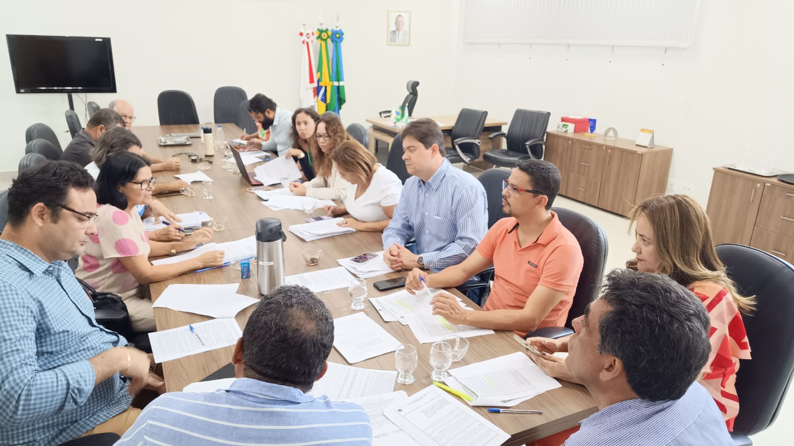 Comissões e servidores discutem ajustes no Projeto de Lei Complementar nº 18