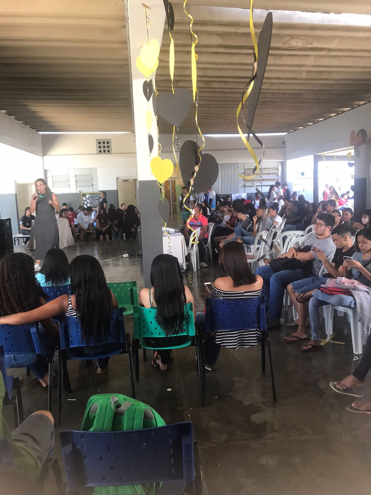  Escola do Legislativo fecha setembro amarelo com palestra