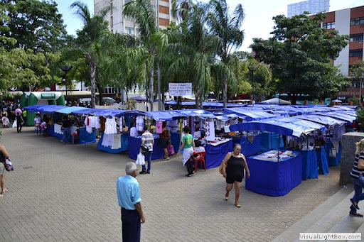 Feira de artesanato volta a funcionar em Montes Claros