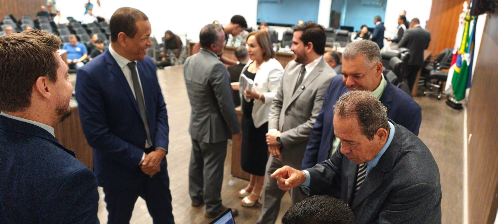 Legislativo aprova pautas sociais, de saúde e infraestrutura