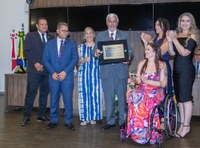Médico Pediatra recebe título de Cidadão Honorário de Montes Claros