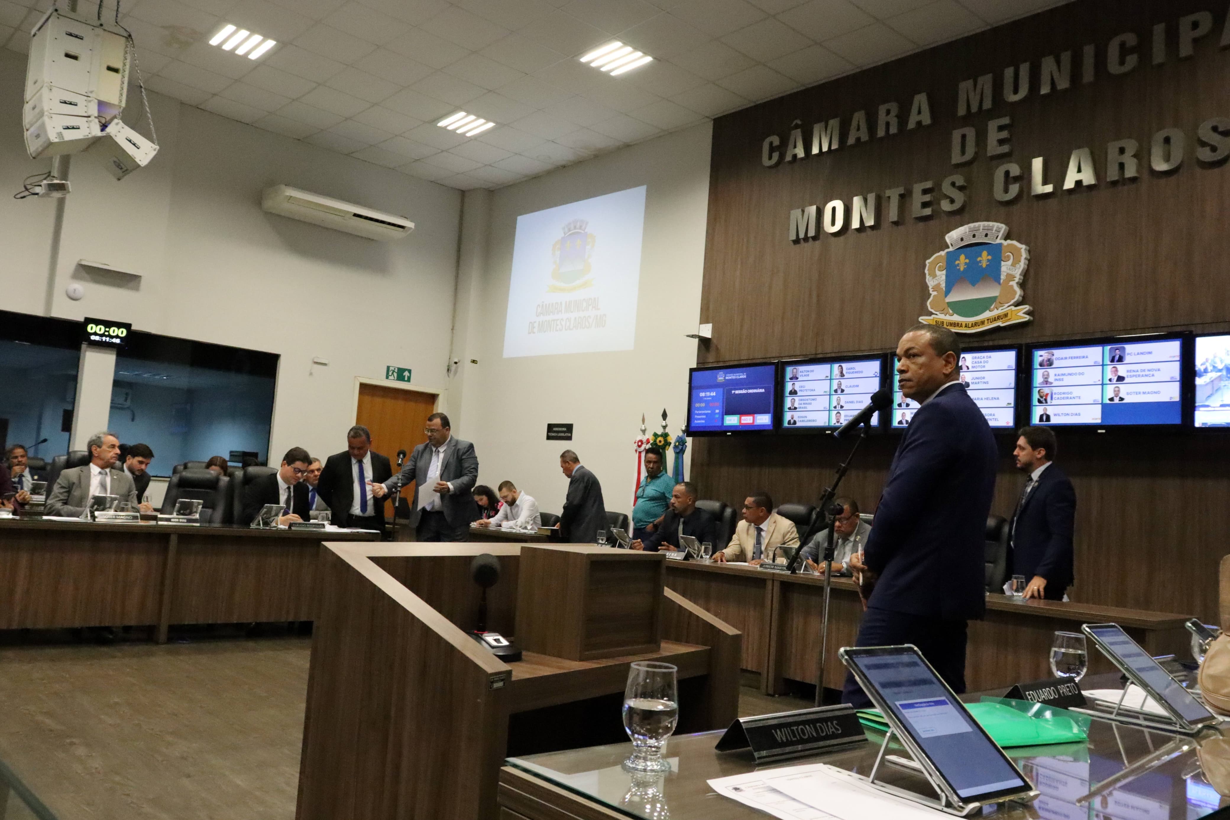 Parlamento define os membros das Comissões Permanentes