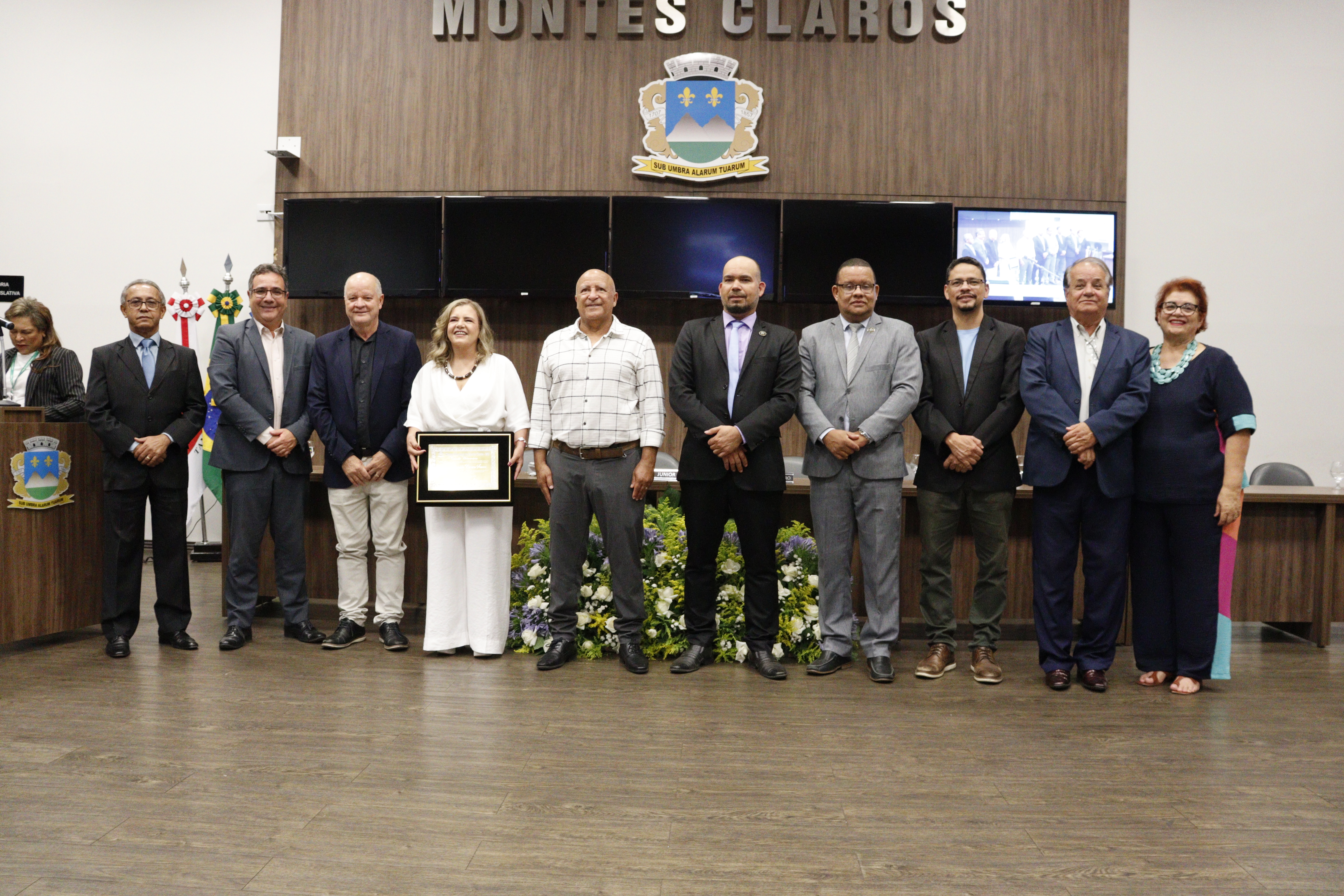 Professora recebe Título de Cidadã Honorária 