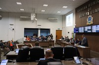 Requerimentos aprovados cobram obras urbanas e reforço no abastecimento por carros-pipa