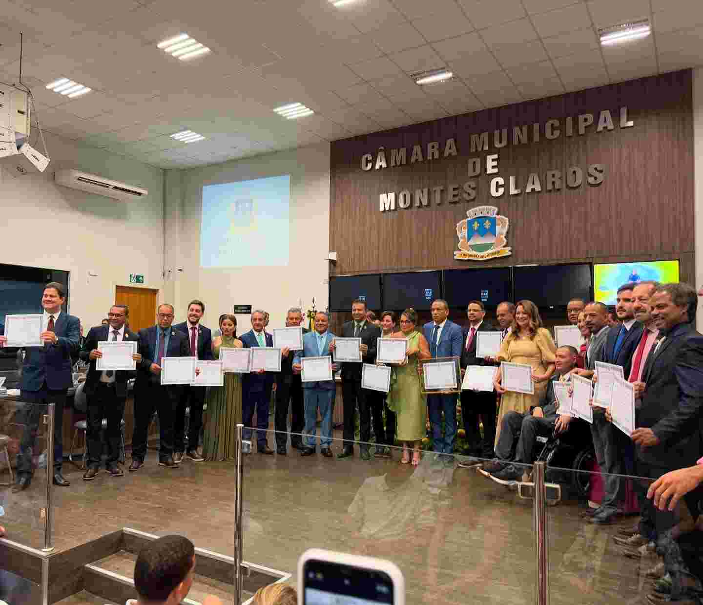 Vereadores tomam posse para a 20ª legislatura